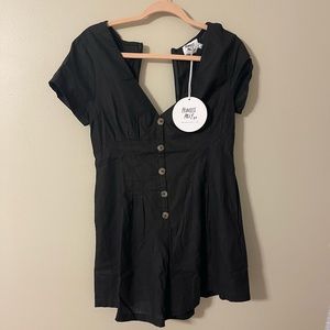 NWOT Princess Polly Romper